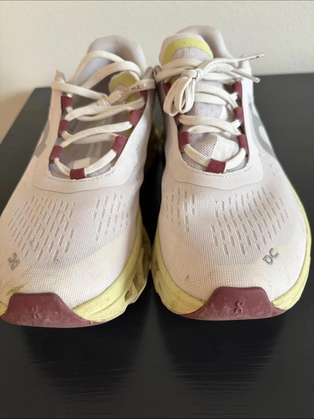 On Running Cloudmoster Women’s in Frost | Acacia